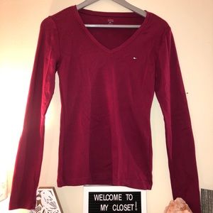 TOMMY HILFIGER v neck sweater raspberry magenta